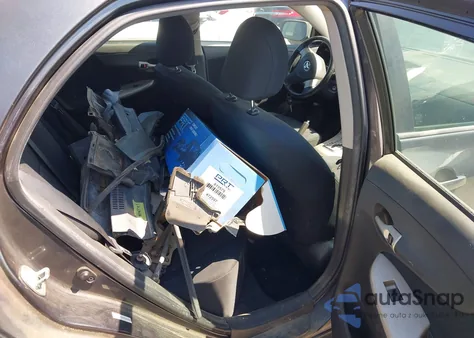 2010 Toyota Corolla S z USA, uszkodzony, nr VIN 1NXBU4EE4AZ229649